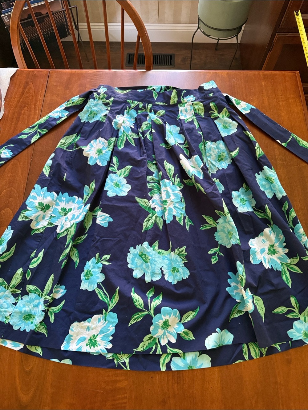 Talbots Piper Pleated Midi Floral Full Skirt Waist Tie Pockets Sz 8 - Picture 3 of 8